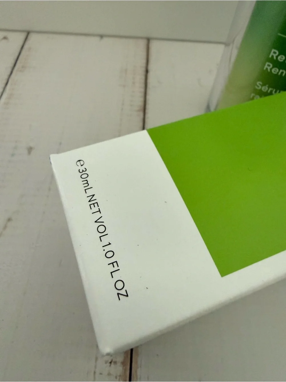 Murad Retinol Youth Renewal Serum – Green Packaging